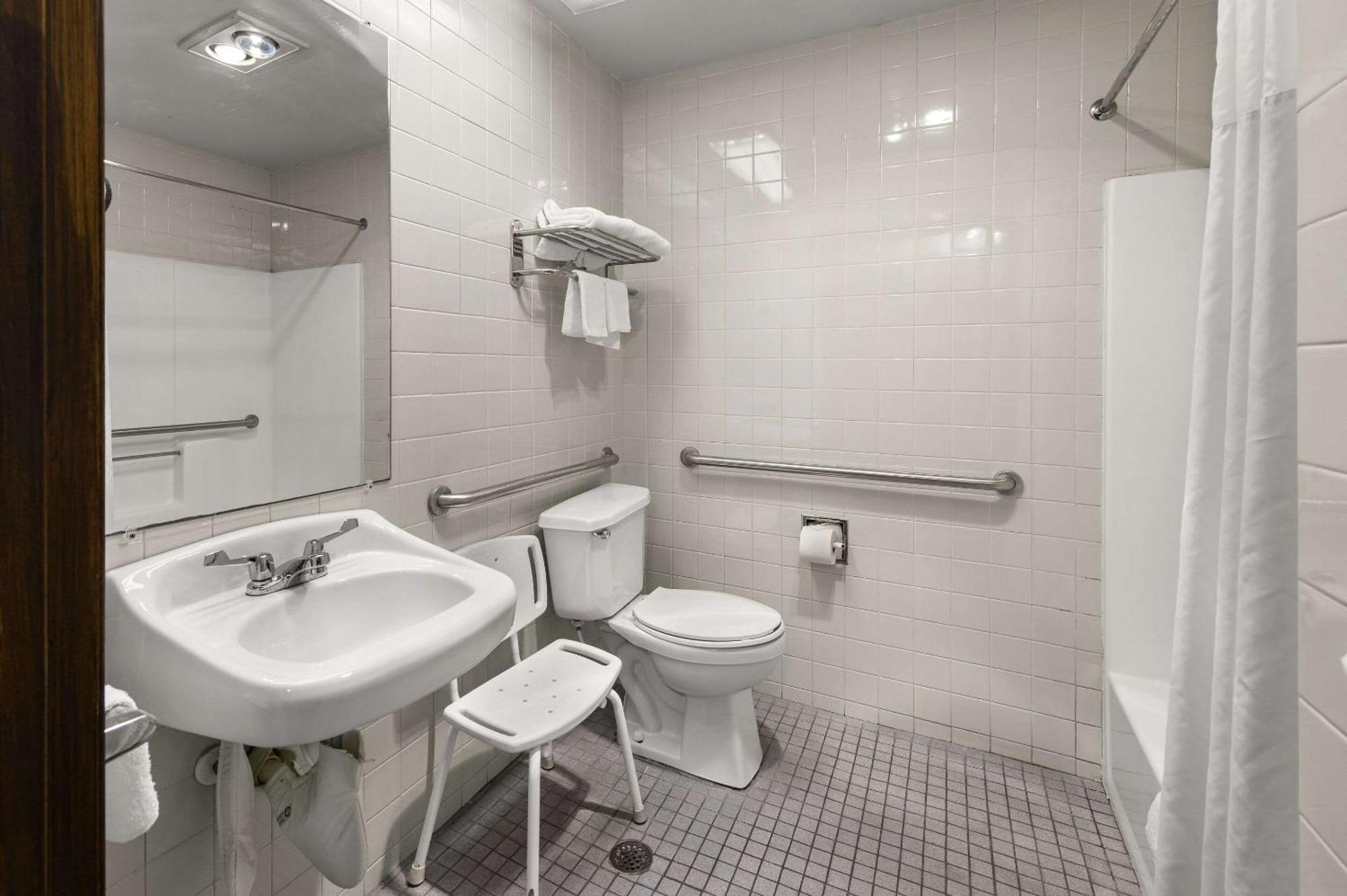Suburban Studios Kansas City Airport North Platte City Εξωτερικό φωτογραφία