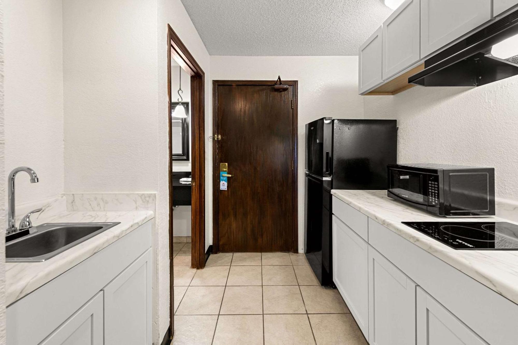 Suburban Studios Kansas City Airport North Platte City Εξωτερικό φωτογραφία