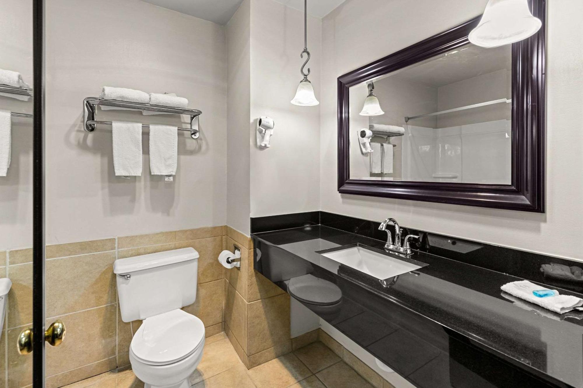 Suburban Studios Kansas City Airport North Platte City Εξωτερικό φωτογραφία