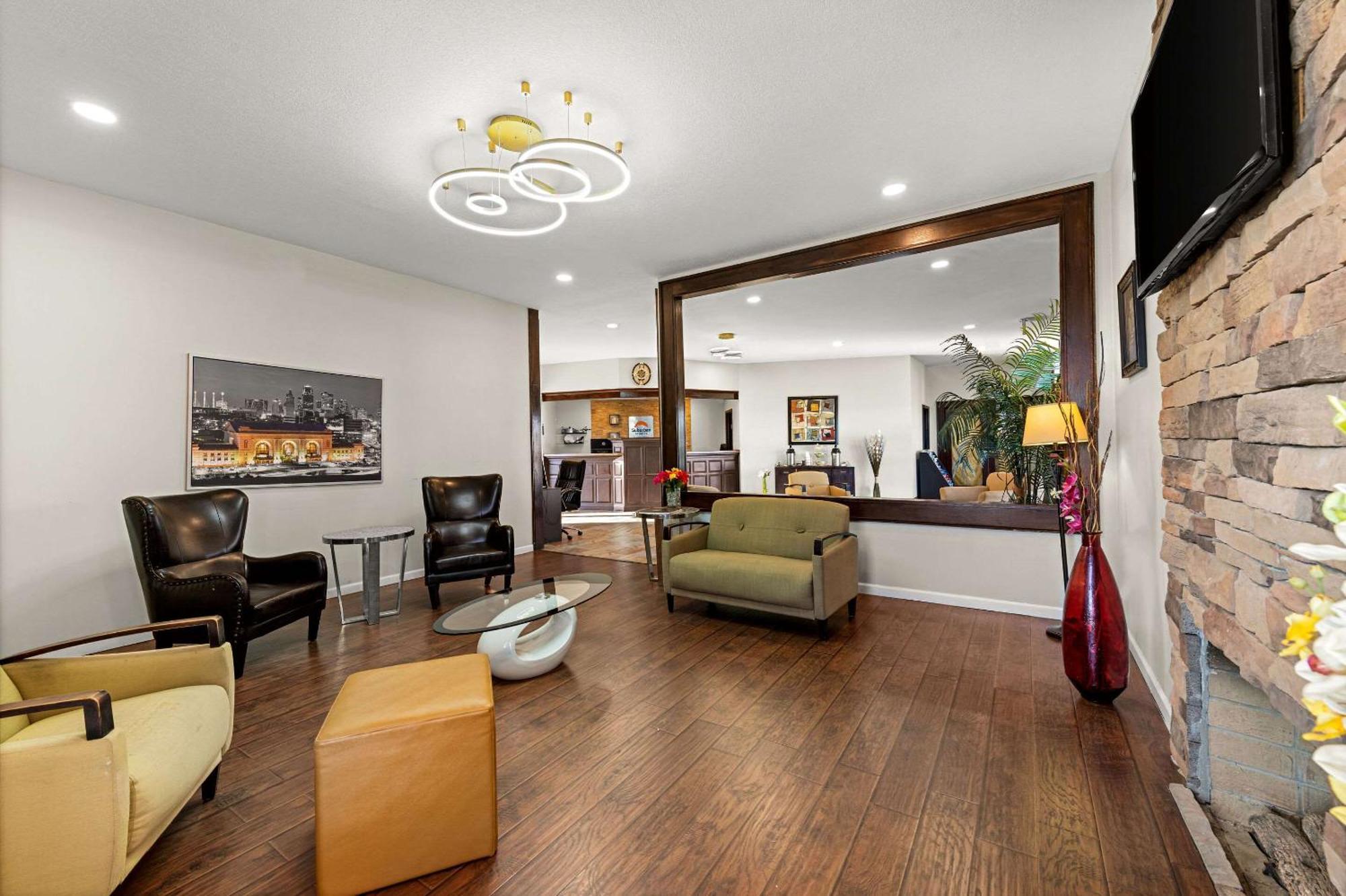 Suburban Studios Kansas City Airport North Platte City Εξωτερικό φωτογραφία