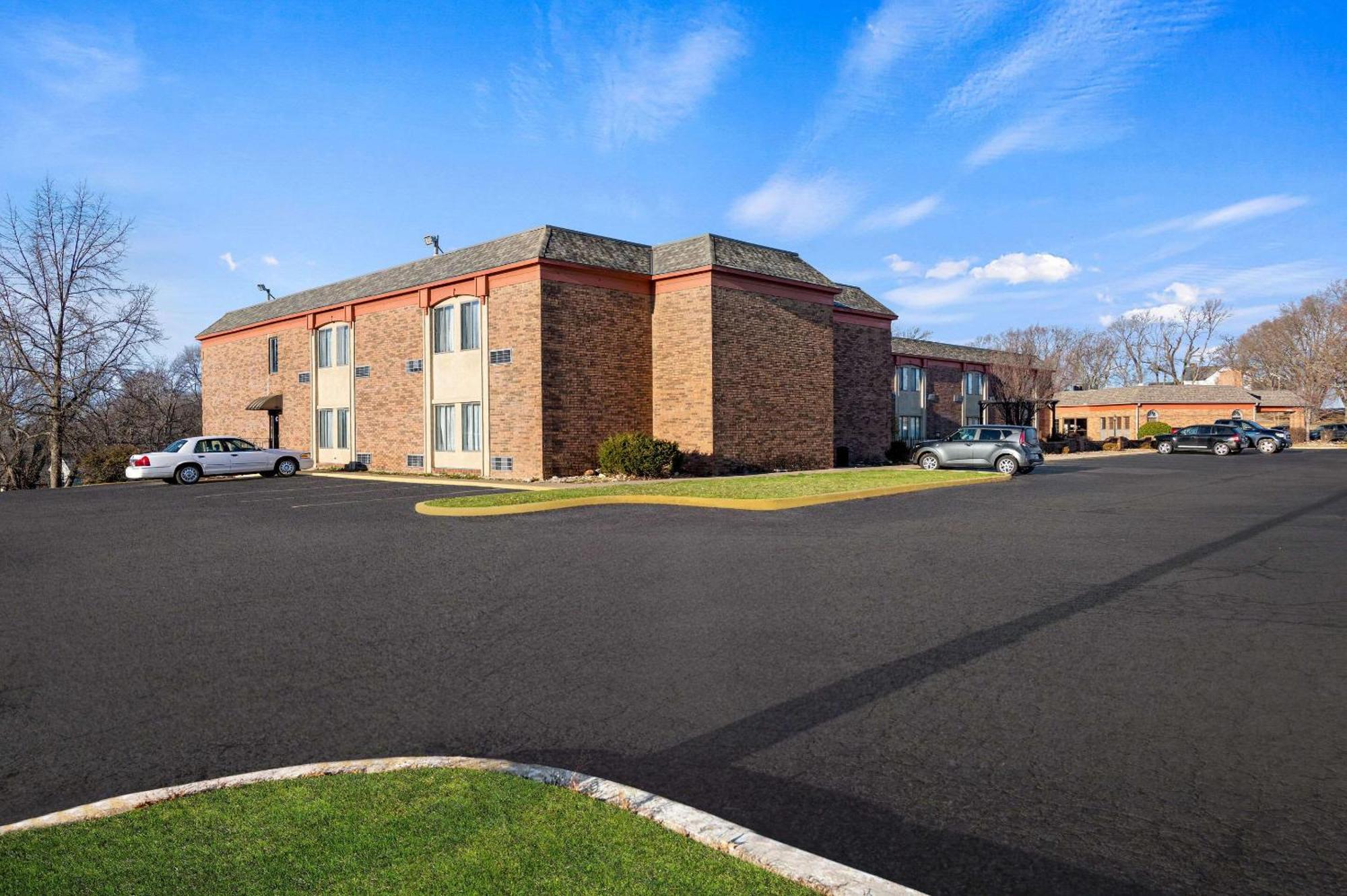 Suburban Studios Kansas City Airport North Platte City Εξωτερικό φωτογραφία